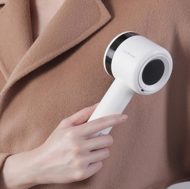 Portable Lint Remover – Refresh Clothes in Seconds