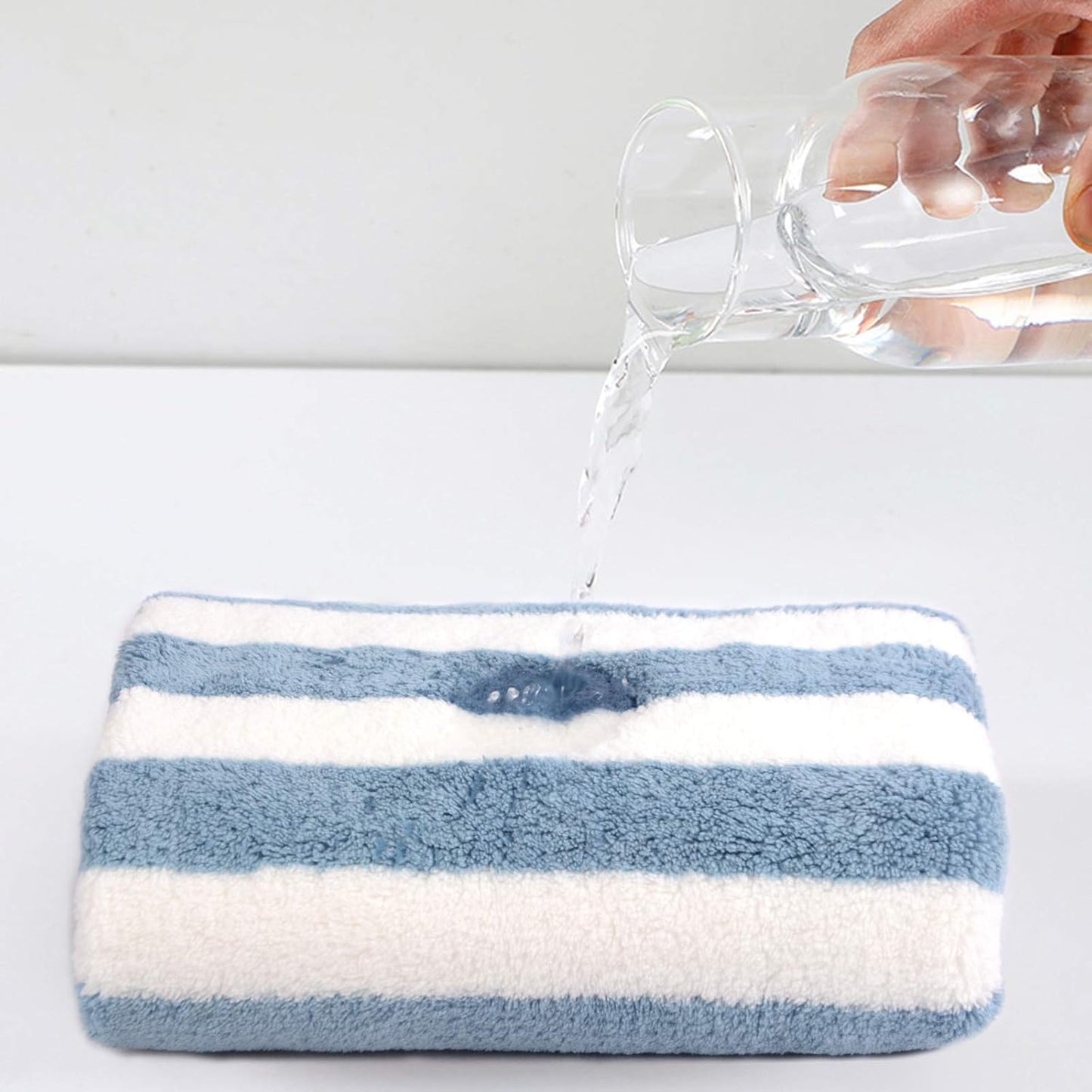 Microfibre Hand Towels for Bathroom, Super Soft & Fluffy Hand Towels, Super Water Absorbent & Quick Dry Towels, 100% Microfibre, 40X76Cm 2 Pcs Blue