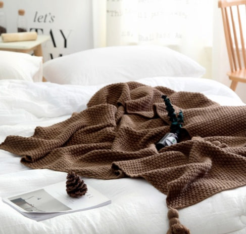 Fringed Knit Wool Blanket – Soft, Warm & Perfect for Lounging