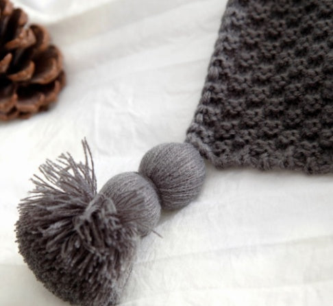 Fringed Knit Wool Blanket – Soft, Warm & Perfect for Lounging