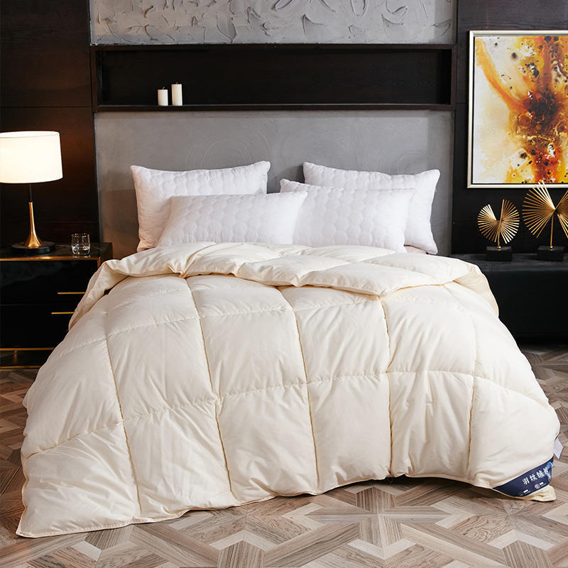 Goose Down Winter Duvet – Lightweight, Warm & Snuggly Comforter