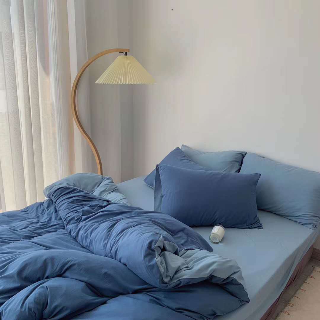 Minimalist Solid Color Bed Sheet – Stylish Simplicity Meets Comfort